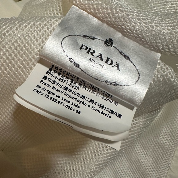 Prada Short Sleeve Hooded Anorak in white size L - Picture 14 of 15